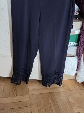 Theory Black Cropped Pants with Lace Trim